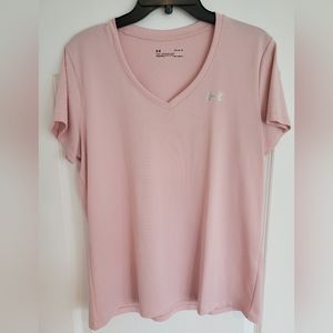 Under Armour Pink V-Neck Short Sleeve Dri-fit Top, Size Large.
